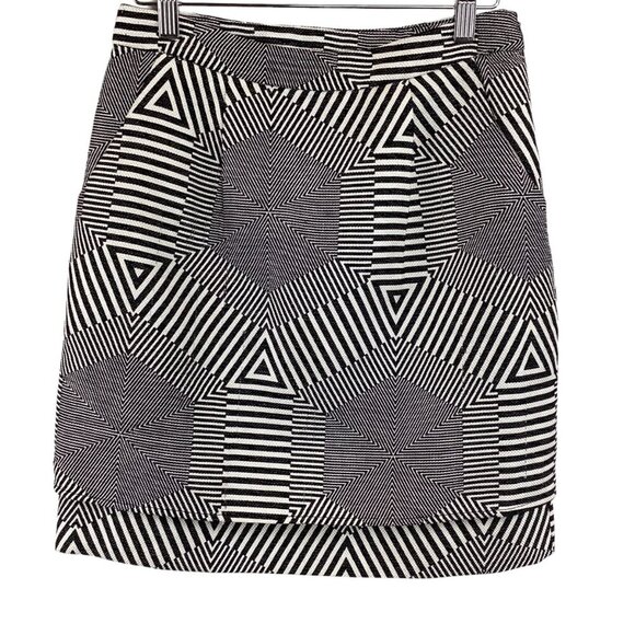 HD In Paris Anthropologie Black & White Geometric Patterned Skirt Size XS XSmall - Picture 1 of 9